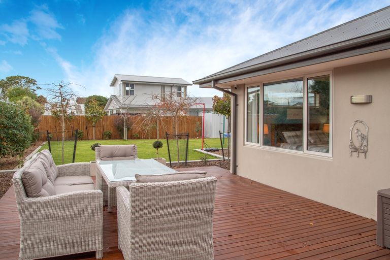 Photo of property in 364 Bower Avenue, North New Brighton, Christchurch, 8083