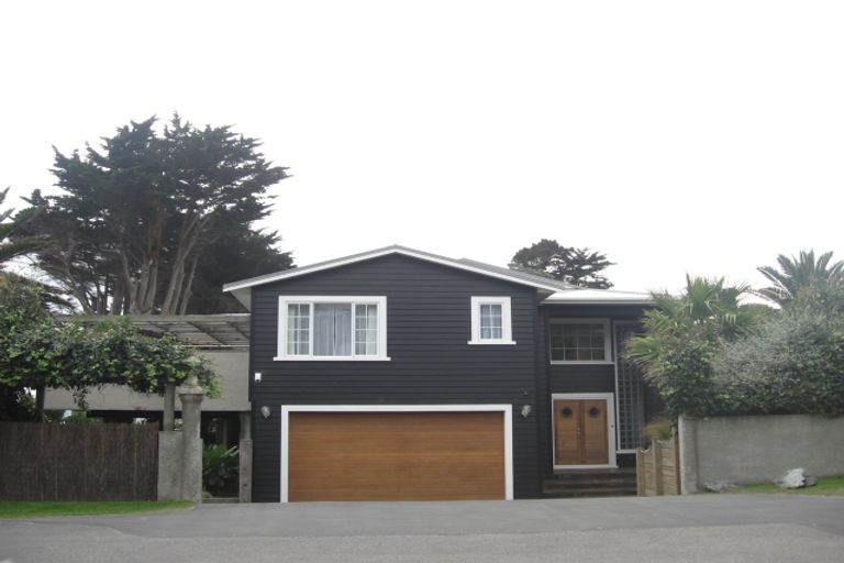 Photo of property in 36 Tainui Street, Raumati Beach, Paraparaumu, 5032