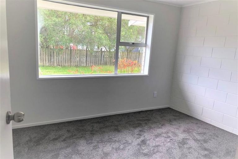 Photo of property in 2/13 Huia Road, Papatoetoe, Auckland, 2025