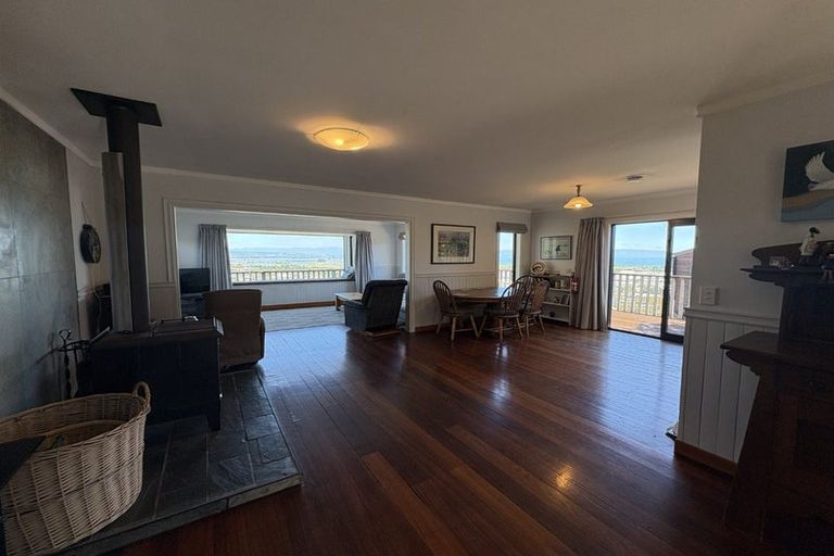 Photo of property in 33 Coster Street, Enner Glynn, Nelson, 7011