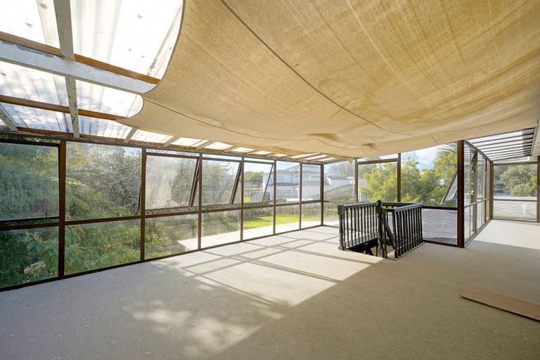 Photo of property in 35 Nile Road, Kelston, Auckland, 0602