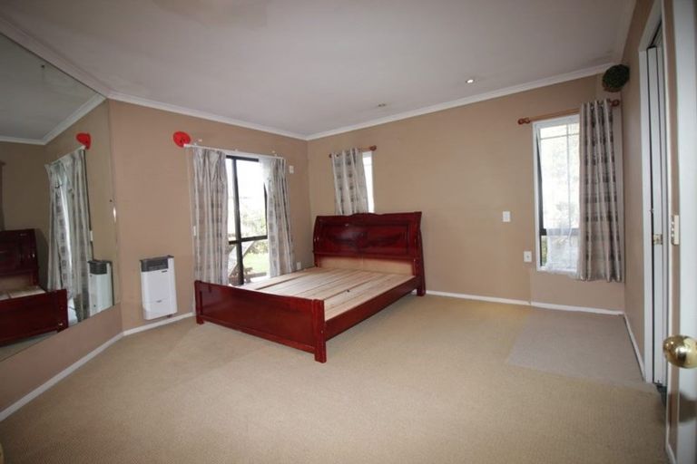 Photo of property in 1 Beragh Place, East Tamaki, Auckland, 2016