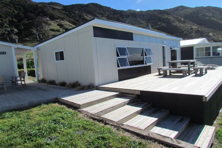 Photo of property in 881 Mataikona Road, Mataikona, Tinui, 5889