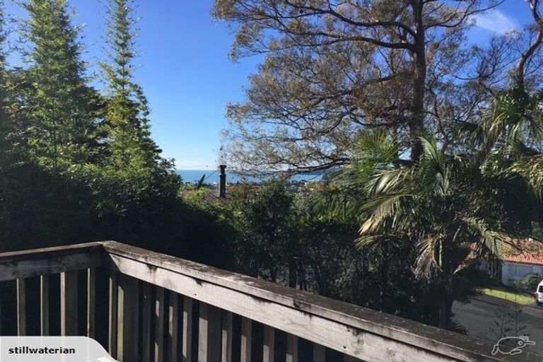 Photo of property in 25 Elliston Crescent, Stanmore Bay, Whangaparaoa, 0932