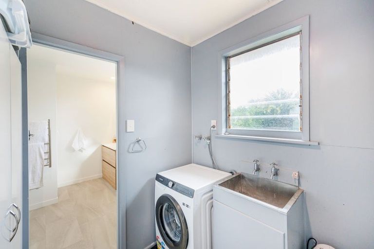 Photo of property in 98 Lethbridge Street, Feilding, 4702