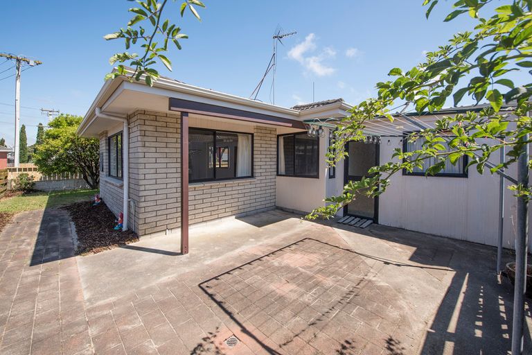 Photo of property in 9a Golf Road, Mount Maunganui, 3116