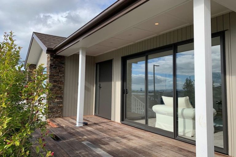 Photo of property in 30 Grut Greens, Silverdale, 0932