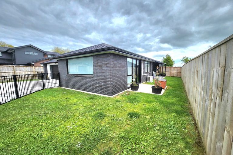 Photo of property in 4 Jonah Lomu Drive, Paerata, 2124