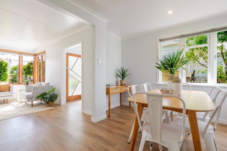 Photo of property in 43 Swinburn Street, Dannevirke, 4930