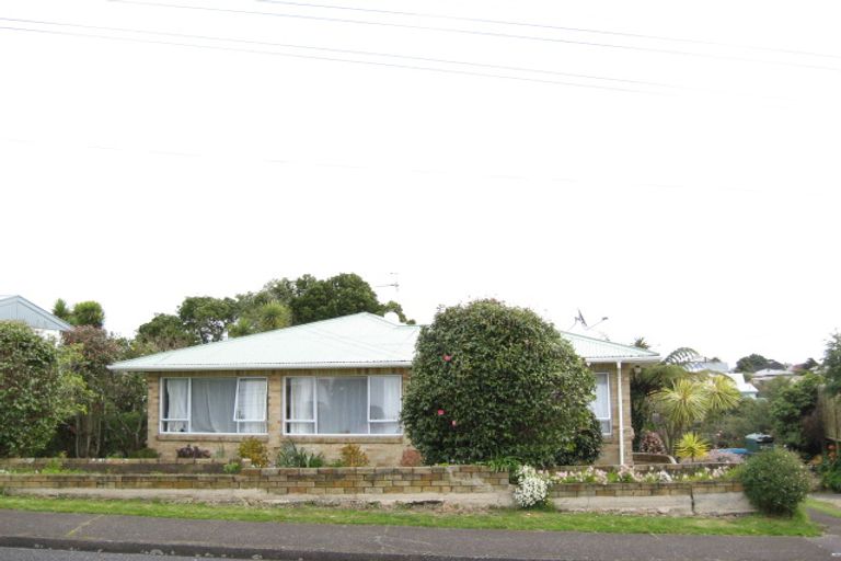Photo of property in 20 Baring Terrace, Strandon, New Plymouth, 4312