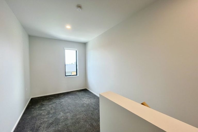 Photo of property in 2/28 Lady Isaac Drive, Rolleston, 7615