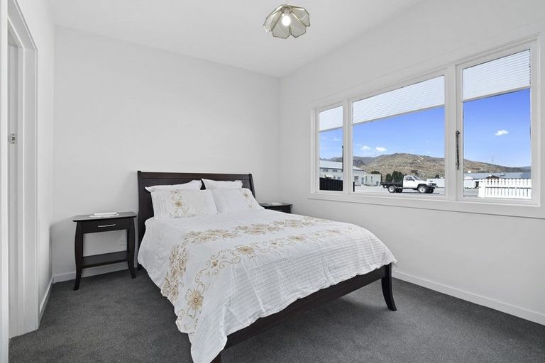 Photo of property in 43 Melmore Terrace, Cromwell, 9310