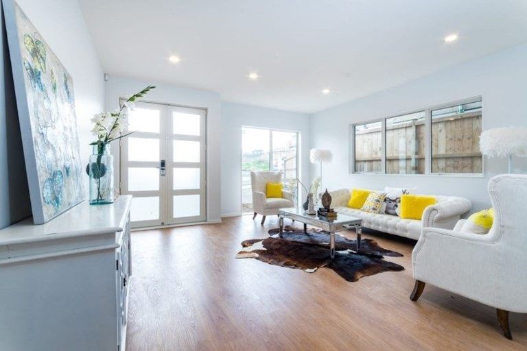 Photo of property in 37 Tinaku Road, Flat Bush, Auckland, 2019