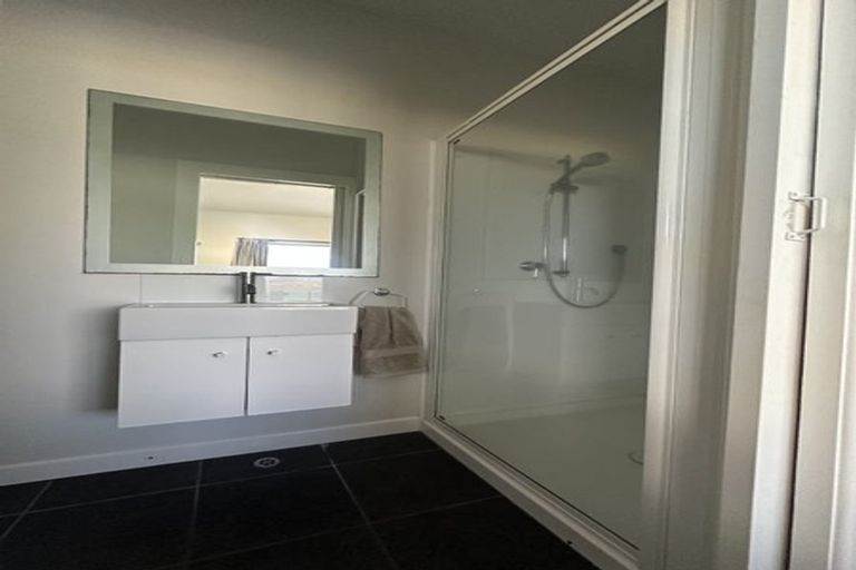 Photo of property in 217 Marine Parade, Seatoun, Wellington, 6022