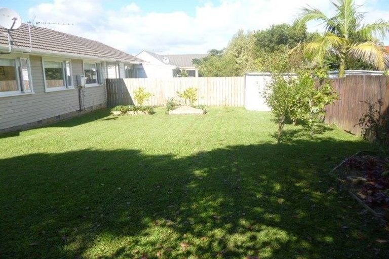 Photo of property in 4/65 Moore Street, Howick, Auckland, 2014