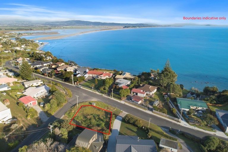 Photo of property in 99 Town Point Road, Maketu, Te Puke, 3189