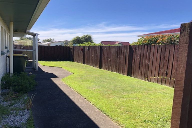 Photo of property in 216 Parklands Avenue, Bell Block, New Plymouth, 4312