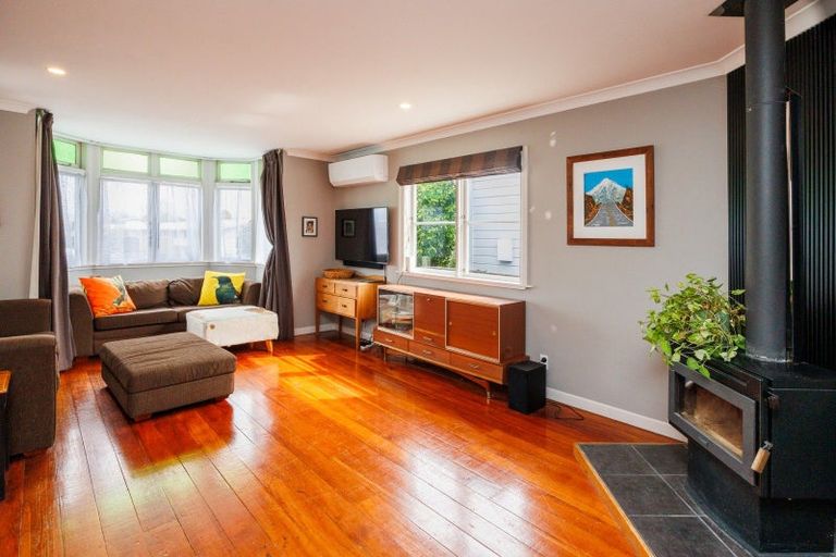 Photo of property in 33 Fitzroy Street, Terrace End, Palmerston North, 4410