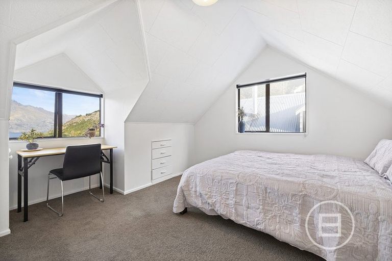 Photo of property in 25a Watts Road, Fernhill, Queenstown, 9300