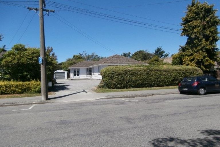 Photo of property in 42 Balgay Street, Upper Riccarton, Christchurch, 8041
