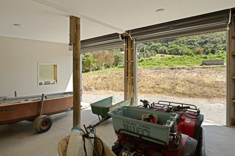 Photo of property in 5662 Kenepuru Road, Waitaria Bay, Marlborough Sounds, 7282