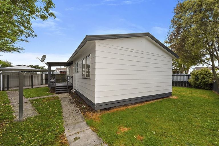 Photo of property in 20a Kentucky Crescent, Nawton, Hamilton, 3200