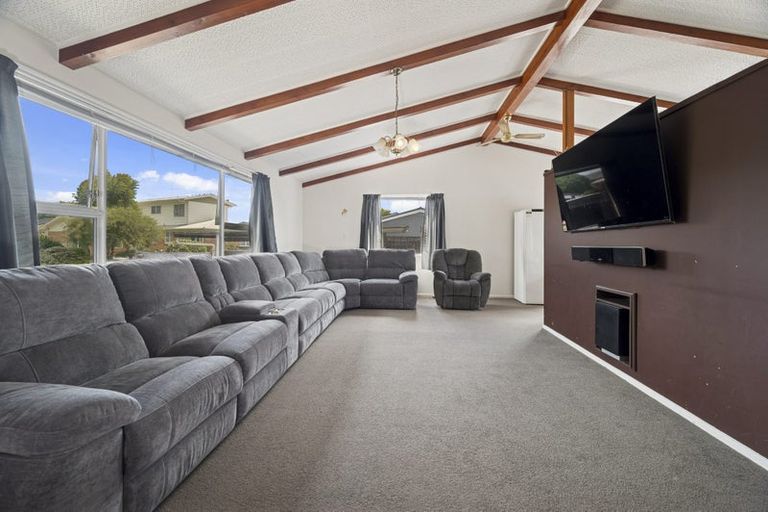 Photo of property in 5 Rameses Place, Pomare, Rotorua, 3015