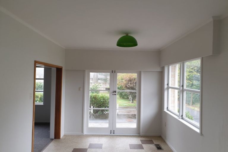 Photo of property in 228 Old Farm Road, Hamilton East, Hamilton, 3216