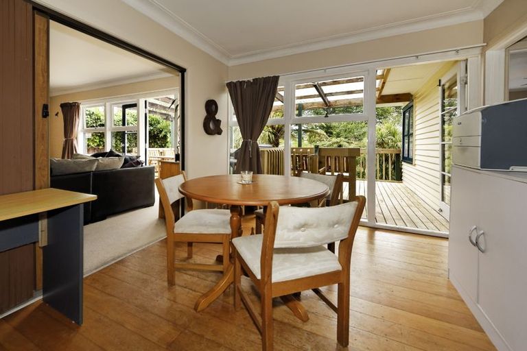 Photo of property in 17 Golf Road, New Lynn, Auckland, 0600