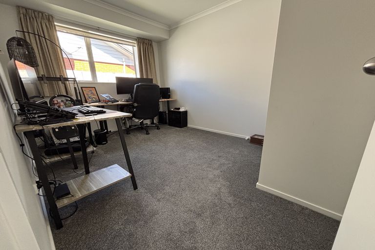 Photo of property in 55 Matipo Road, Te Atatu Peninsula, Auckland, 0610