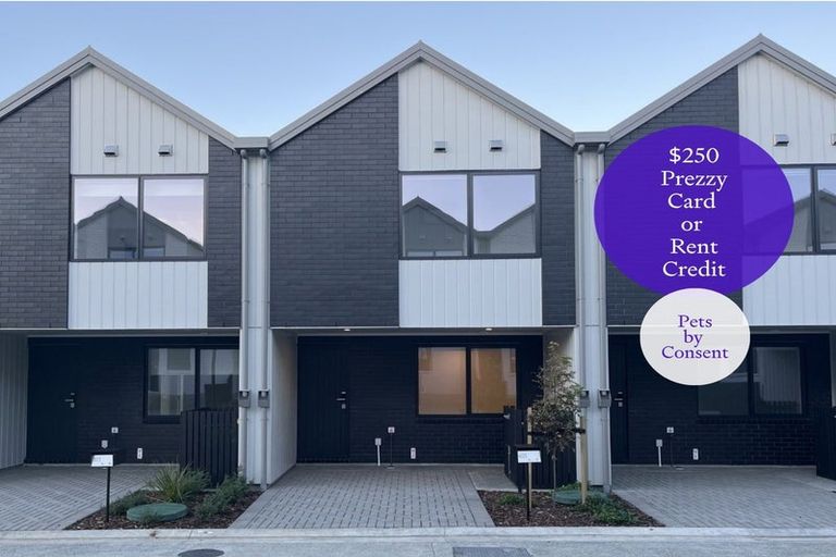 Photo of property in 3/23 Makomako Drive, Orewa, 0931