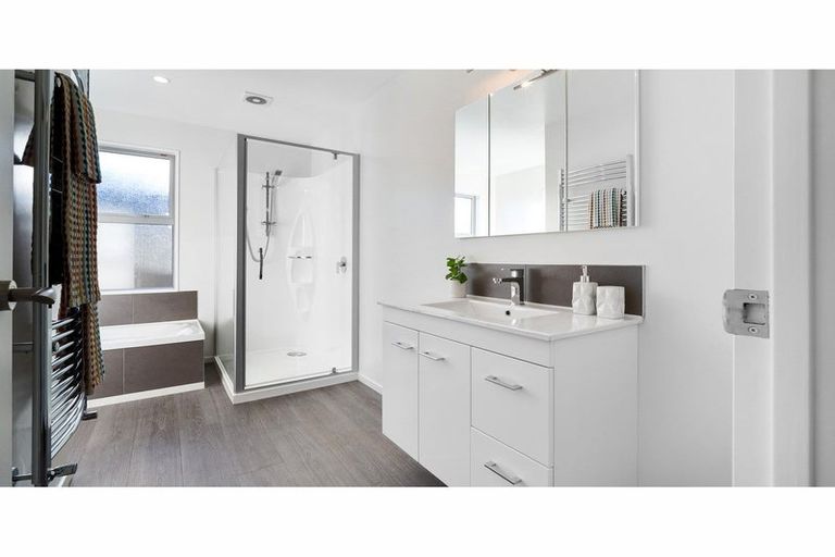 Photo of property in 24 Elizabeth Allen Drive, West Melton, 7618