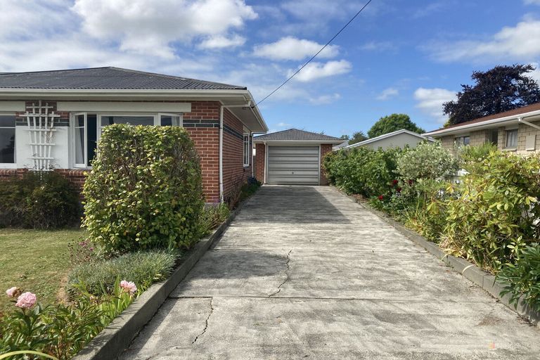 Photo of property in 8 Carlisle Street, Waimate, 7924