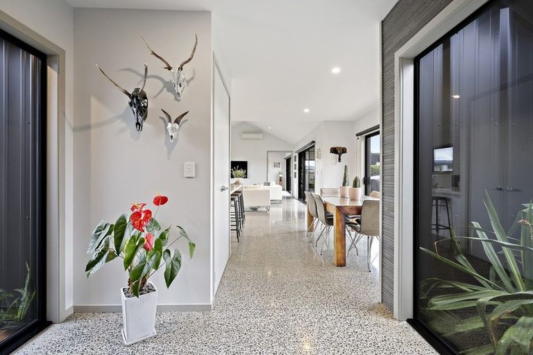 Photo of property in 16 Kaniera Terrace, Cambridge, 3434