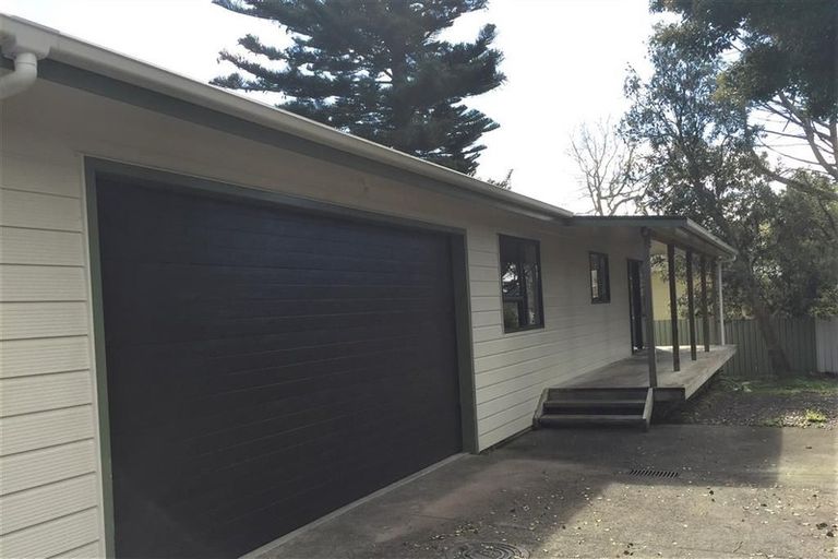 Photo of property in 159a Don Buck Road, Massey, Auckland, 0614