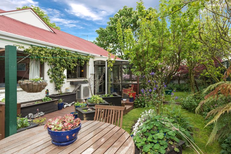 Photo of property in 2 Crosby Street, Mairehau, Christchurch, 8013
