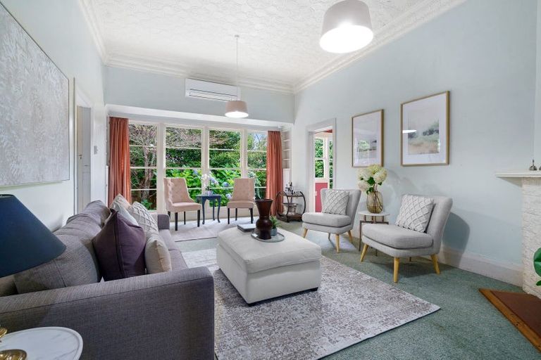 Photo of property in 57 Bowen Street, Cambridge, 3434