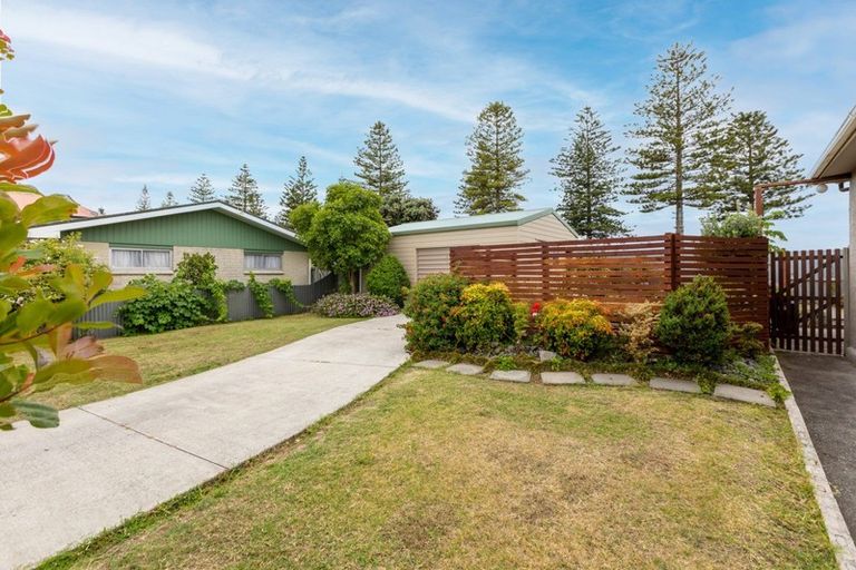 Photo of property in 104 Te Awa Avenue, Te Awa, Napier, 4110