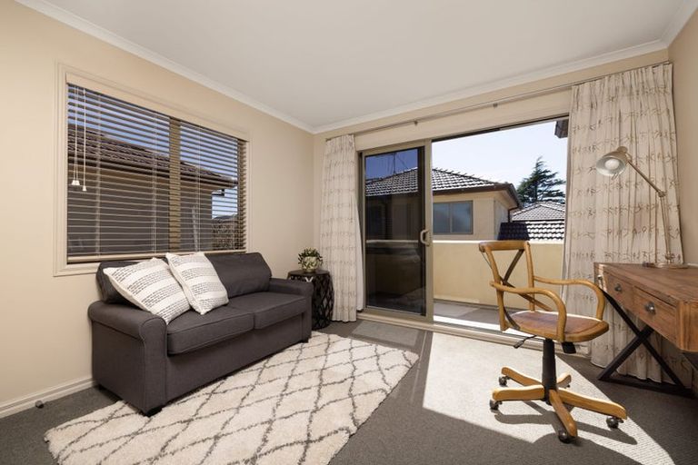 Photo of property in 19 Edgecumbe Road, Tauranga, 3110