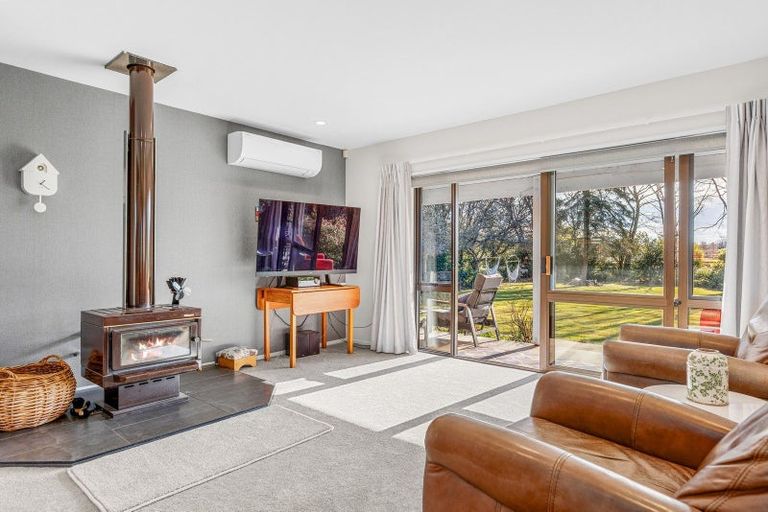 Photo of property in 2 Terrace Road, Leithfield, Amberley, 7481