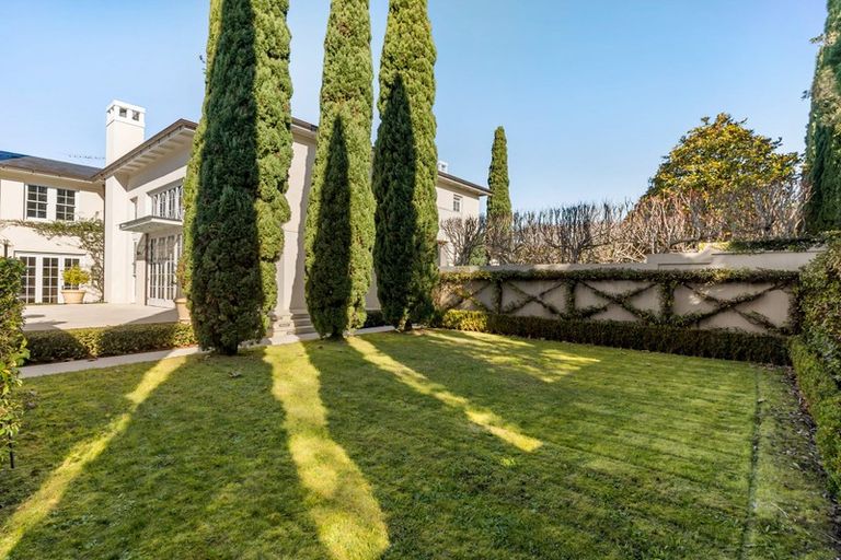 Property details for 103 St Stephens Avenue, Parnell, Auckland, 1052