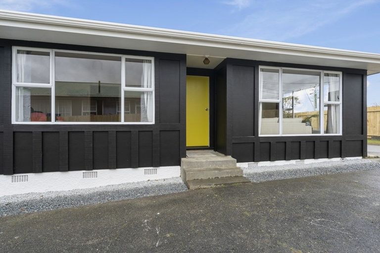 Photo of property in 89a Main Road, Wainuiomata, Lower Hutt, 5014