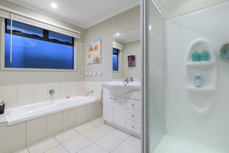 Photo of property in 122 Westmorland Rise, Bethlehem, Tauranga, 3110