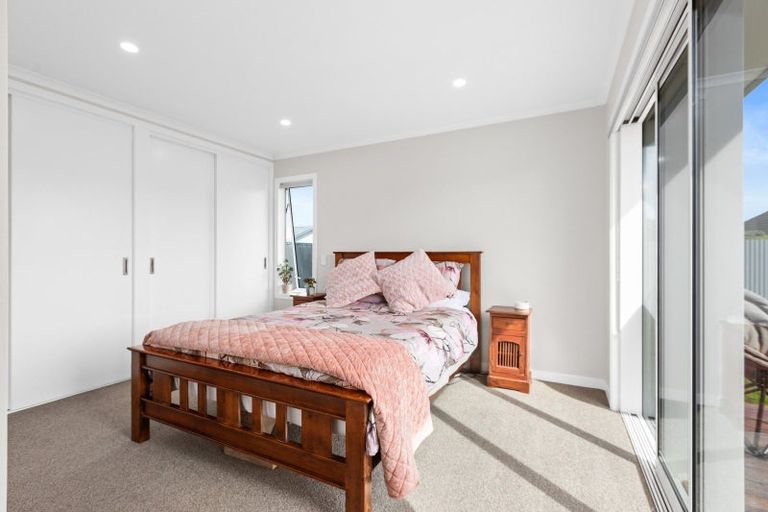 Photo of property in 93 Belgrove Drive, Waipukurau, 4200