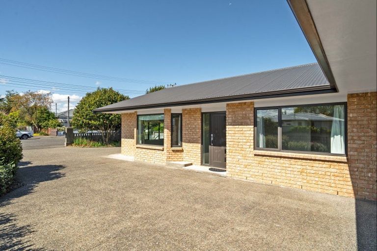 Photo of property in 12 Howard Street, Carterton, 5713