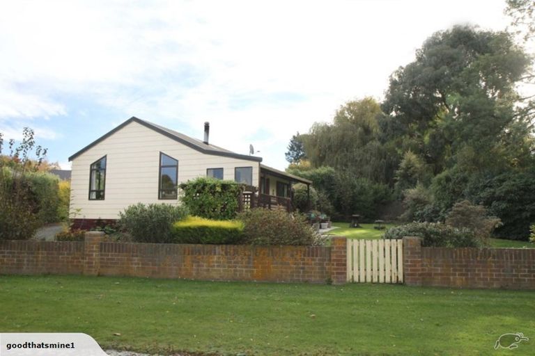 Photo of property in 24 Gresham Street, Geraldine, 7930