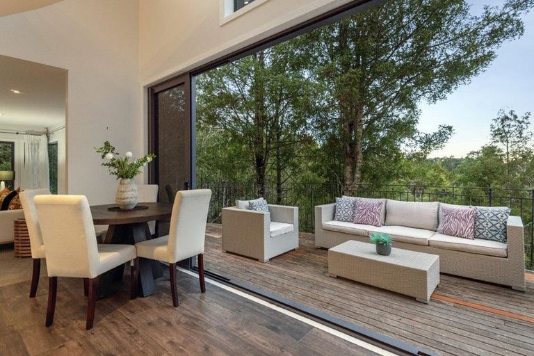 Photo of property in 6 Hobson Heights Road, Lucas Heights, Auckland, 0632