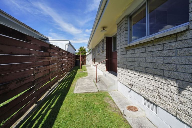 Photo of property in 1126a Heaphy Terrace, Fairfield, Hamilton, 3214