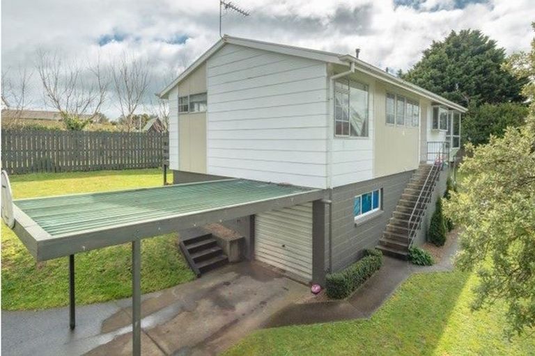 Photo of property in 46 Morrow Avenue, St Andrews, Hamilton, 3200