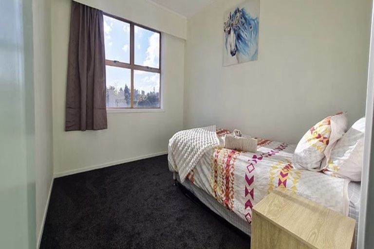 Photo of property in 10 Browning Crescent, Owhata, Rotorua, 3010